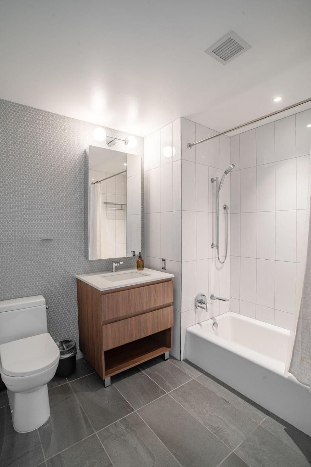 Modern Stylish 2br 2ba In Hudson Yard Appartamento