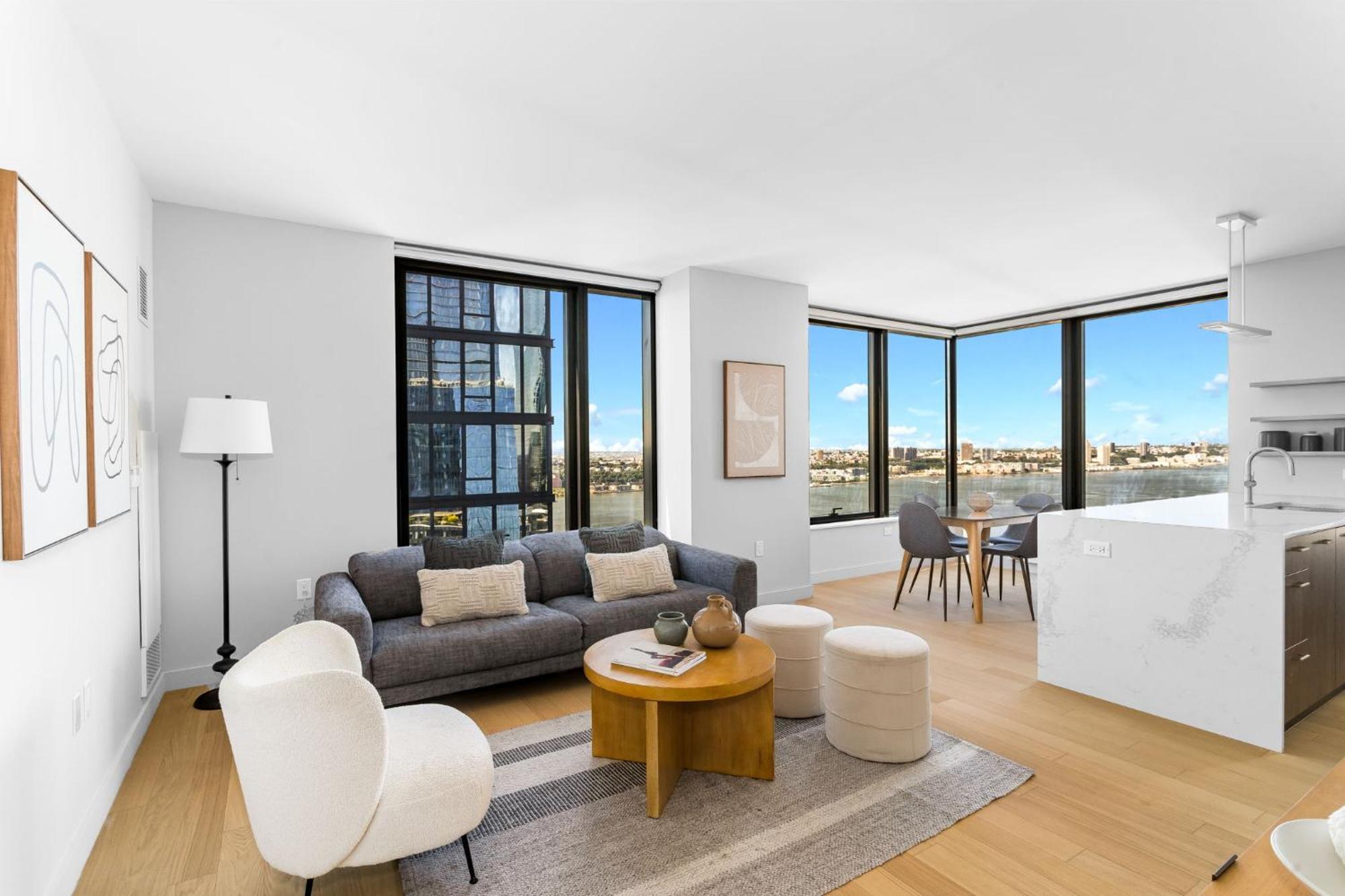Modern Stylish 2br 2ba In Hudson Yard Appartamento